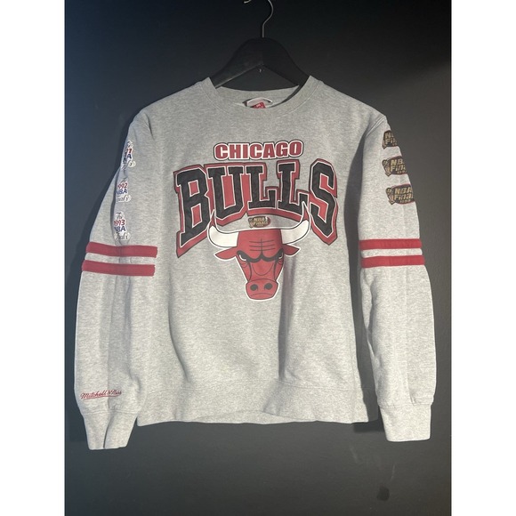 Mitchell & Ness Other - Mitchell & Ness Hardwood Classics Chicago Bulls NBA Sweatshirt Size Medium